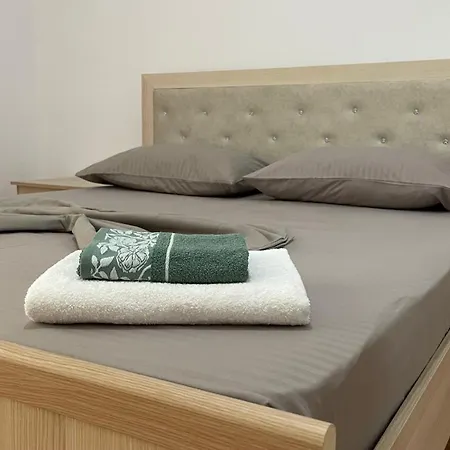 Aries Apartment's *